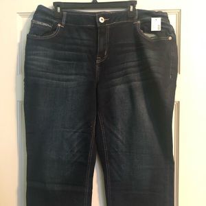 Maurice’s brand Denim Capri *BRAND NEW*